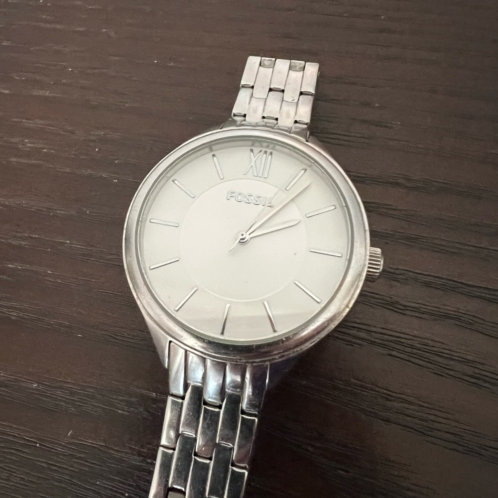 Fossil Classic Silver-Tone Watch